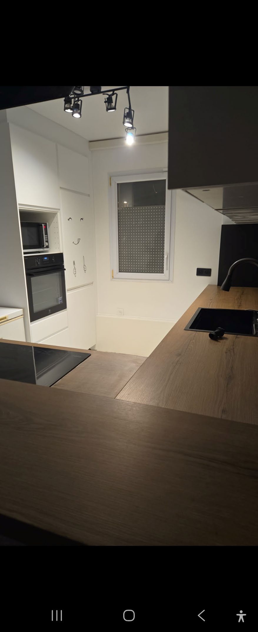 Cuisine contemporaine — vue générale — Guyane
